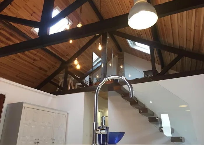 Loft בית נופש ויירה דה לייריה